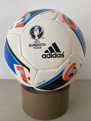 Beau jeu mini - beau, football