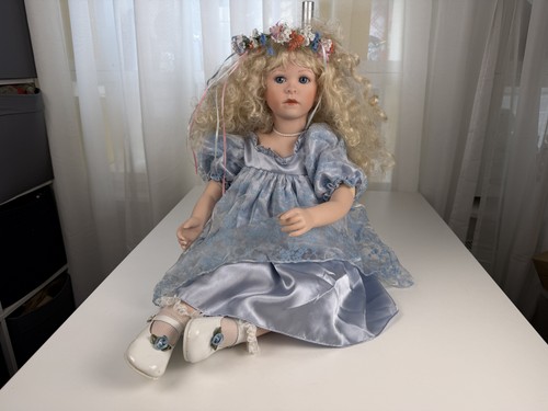 Poupée artiste ute kase - ute,