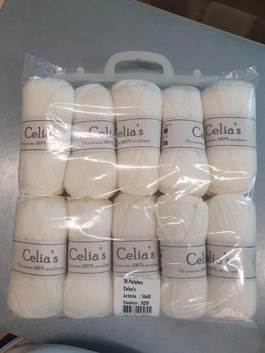 Lot pelotes laine - de,