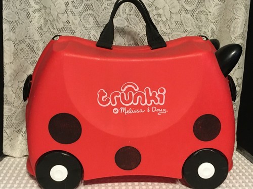 Melissa doug trunki - &, red