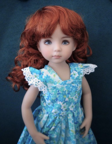 Carrot red wig with lots - , of