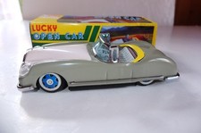 lucky open car. VOITURE RETRO