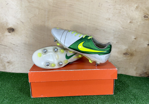 Nike ctr360 maestri iii acc - iii,