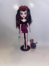 Poupée Monster High Doll Draculaura Skull Shores Maillot de bain avec accessoire