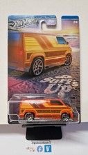 Hot Wheels 2025 Surf’s Up CUSTOM ’77 DODGE VAN (NP29)