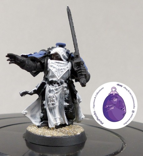 Warhammer 40k marine librarian - marine,