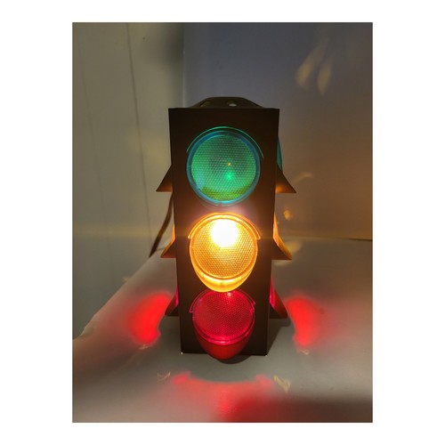 Vintage y2k traffic - vintage, lamp
