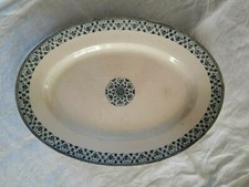 PLAT DE SERVICE TERRE DE FER