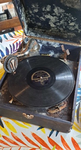 Gramophone odeon vintage - gramophone,