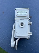 Ancien téléphone de voie SNCF