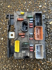 🔌 Boîtier servitude moteur
