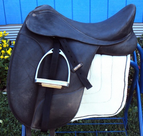 Bates wintec saddle - wintec, 18"