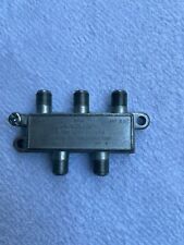 Répartiteur  4 directions 5-2500Mhz