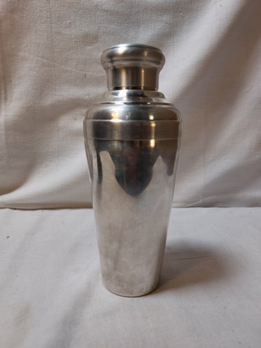 Shaker cocktail style - shaker,