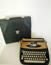 Rare Vintage Magnifique