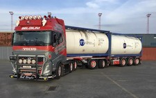 TEKNO 86476 VOLVO FH05 & SEMI
