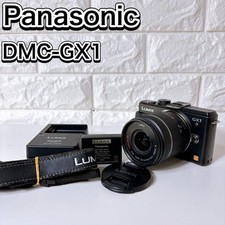 Appareil photo sans miroir Panasonic LUMIX DMC-GX1 14-42 mm design compact testé