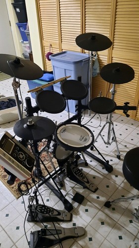 Roland drum set - td-9,