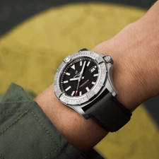 Breitling avenger automatic - automatic, 42