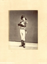 Bernard & Nugues, Société