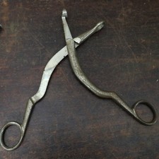 ancien instrument MEDECINE