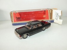 ZIL 117 LIMOUSINE Noir FABRICATION RUSSE Made In URSS CCCP 1:43