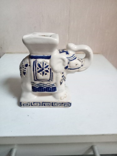 Statuette élephant cendrier - élephant,