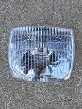 Peugeot Mobylettes.  Optique Peugeot 102