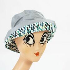 Chapeau de pluie femme gris clair avec revers