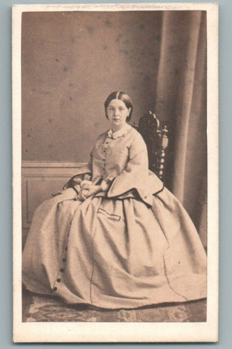 Cdv femme visage doux robe - femme, au