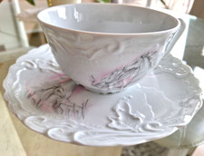 Tasse et soucoupe porcelaine