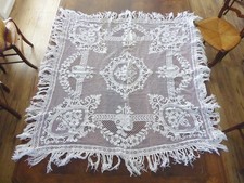 DESSUS DE TABLE au crochet