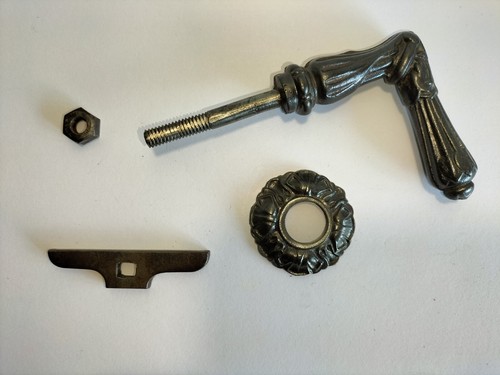Poignee porte rosace fonte - porte,