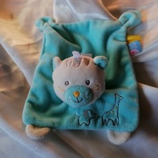 Doudou chat bleu turquoise broderie girafe, éléphant, Sucre d'Orge