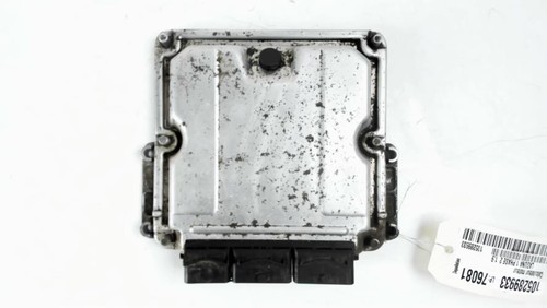 Calculateur moteur renault - calculateur,