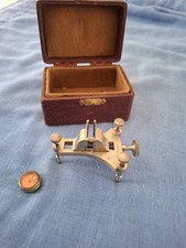 Outil Ancien horlogerie ÉQUILIBRE BALANCIER  MECANISME  MOUVEMENT? BULLE FRANCE