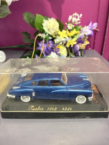 Voiture solido 4524 tucker - solido,