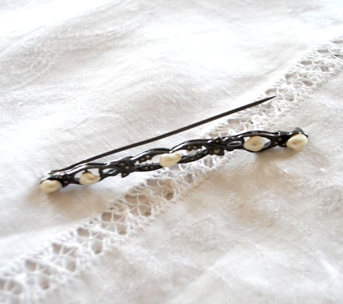 Broche barrette art - barrette, nouveau
