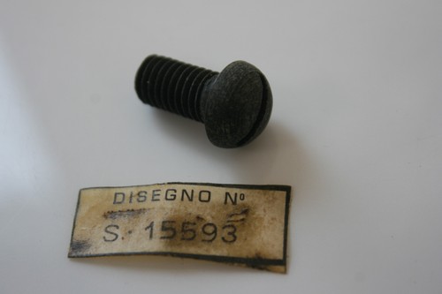 Vis couvercle moteur - de,