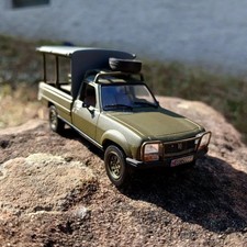 Peugeot 504 1/43eme Dangel. Norev série limitée 