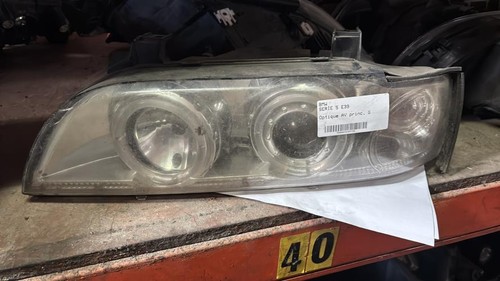 Optique avant principal gauche