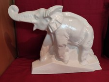 Grand éléphant dolly - éléphant, en