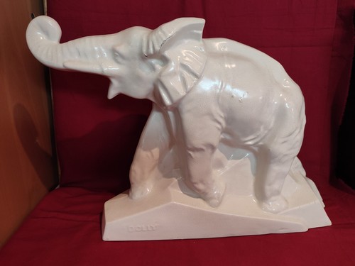 Grand éléphant dolly - grand,