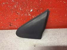 Cache Triangle Fixation Aile