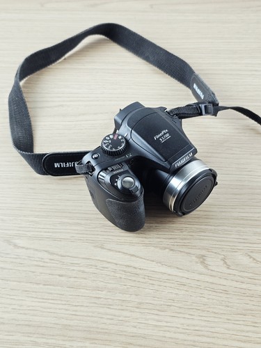 Fujifilm finepix s5700 - fujifilm,