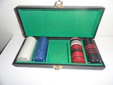 POKER CHIPS IN CARRYING CASE