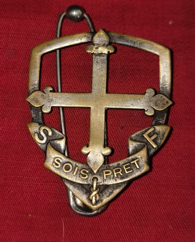 Ancien insigne 4x3 - 4x3,5, cm