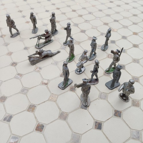 Lot figurines alu - figurines,