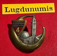 Médaille Militaire - INSIGNE 4° Rgt de Chasseurs d’Afrique, émail argenté