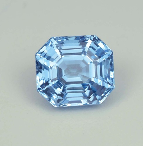 Topaze suisse bleu - topaze,